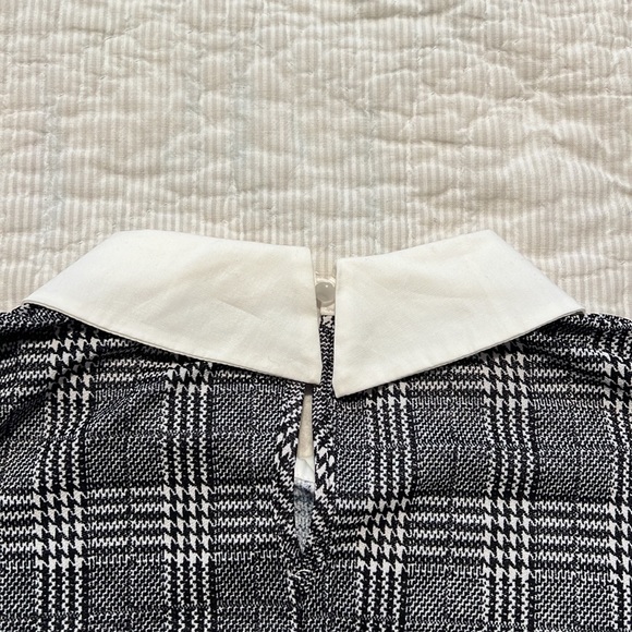 S.C SOCIETY - Grey tartan design with puff sleeves - Picture 3 of 3